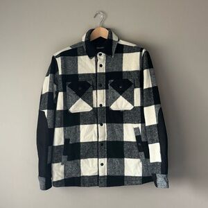 NWT Hooké Canadian Insulated Shirt Jacket - Men’s Small - Black/Cream Plaid